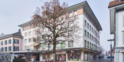 Attractive, centrally located commercial space available to rent immediately or by arrangement in Langenthal.