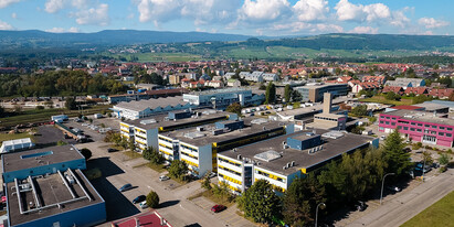 Modern office spaces for rent from 59 – 2’555 m² situated in Gland at the heart of the industrial area.