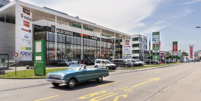 Flexible and highly modern retail spaces from 55 – 800 m² in the Kowerk Dietlikon available on request - with many extras and combination options.