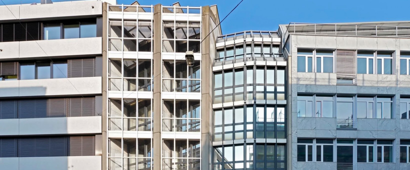 In der unmittelbaren Nähe des Aeschenplatzes, vermieten wir in einer repräsentativen Liegenschaft eine attraktive Bürofläche mit 695 m².