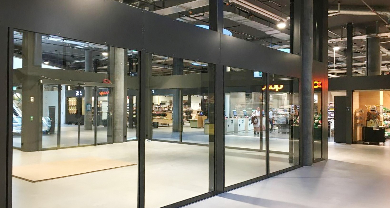 Grosszügige Ladenfläche mit ca. 595 m² im Herzen von Chur – direkt an der Bahnhofspassage.