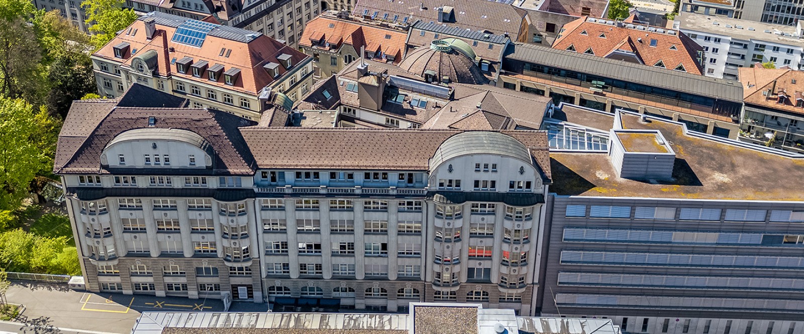Ihre neue Geschäftsfläche mit ca. 680 m² an der Teufenerstrasse 26 besticht durch ihre zentrale Lage und die hervorragende Erreichbarkeit.