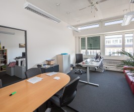 Im aufstrebenden und lebendigen Binzquartier in Zürich wird ab dem 1. Oktober 2025 oder nach Vereinbarung eine attraktive Büro- bzw. Gewerbefläche mit 1’111 m² vermietet. Im aufstrebenden und lebendigen Binzquartier in Zürich wird ab dem 1. Oktober 2025 oder nach Vereinbarung eine attraktive Büro- bzw. Gewerbefläche mit 1’111 m² vermietet.